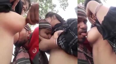 Desi girl bofriend boobs sucking on road